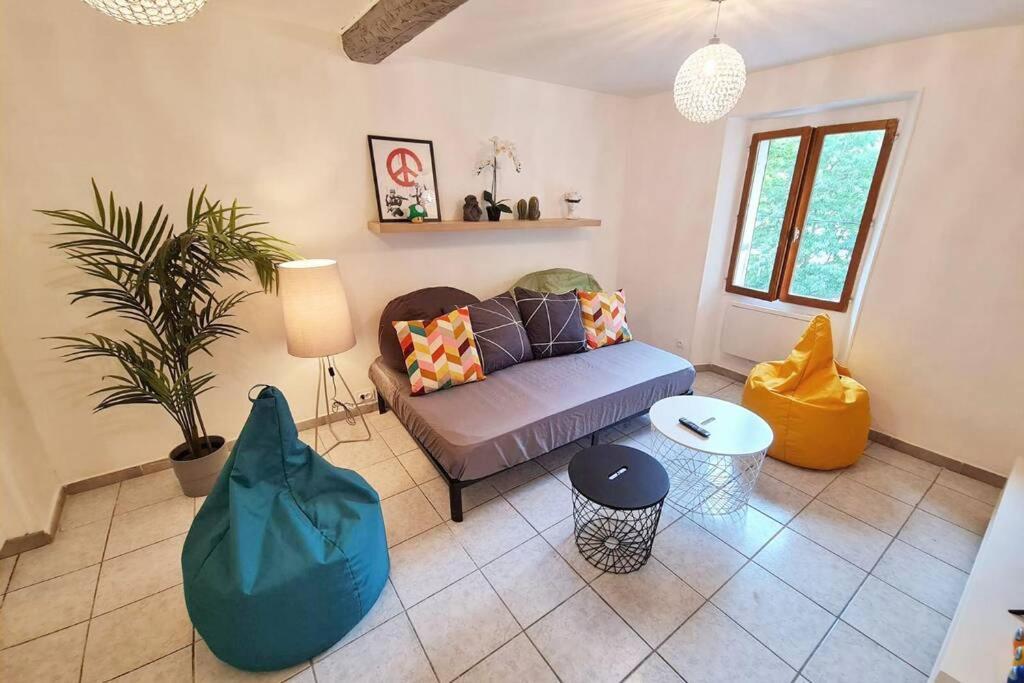 GregBnb-com - T2 Design 42m2 - Toulon Est - Wifi Fibre Extérieur photo