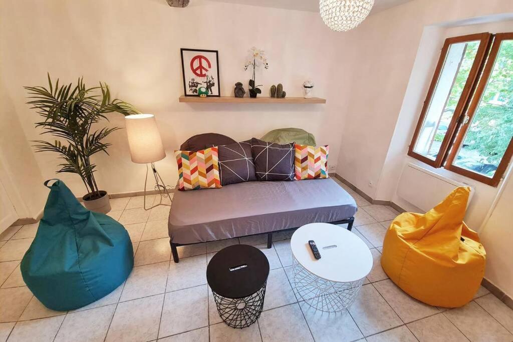 GregBnb-com - T2 Design 42m2 - Toulon Est - Wifi Fibre Extérieur photo
