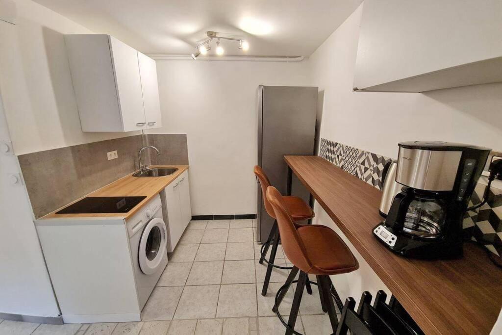 GregBnb-com - T2 Design 42m2 - Toulon Est - Wifi Fibre Extérieur photo
