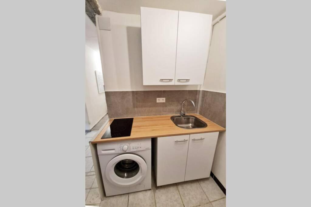 GregBnb-com - T2 Design 42m2 - Toulon Est - Wifi Fibre Extérieur photo
